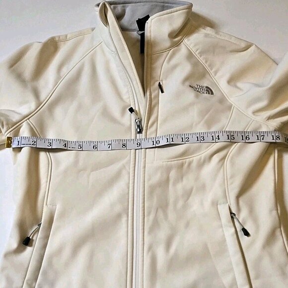 The North Face Women’s Jacket Size M Soft Shell Light Beige Gray Apex Barrier NF - Picture 9 of 12